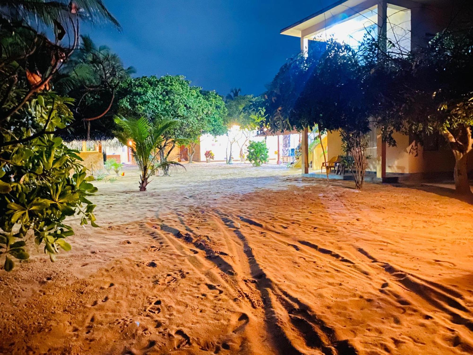 Dolphin Village Alankuda